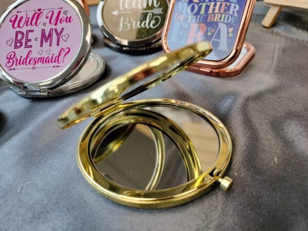 compact mirror product shot