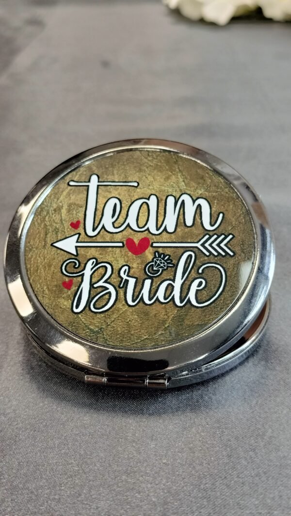 compact_gunmetal closed